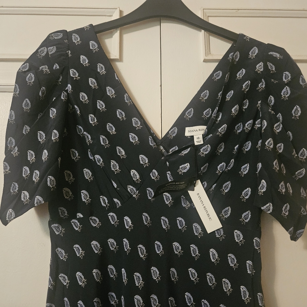 Banana Republic Navy Patterned Midi Dress - Picture 2 of 5